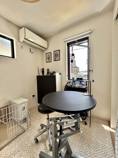 トリミングルーム